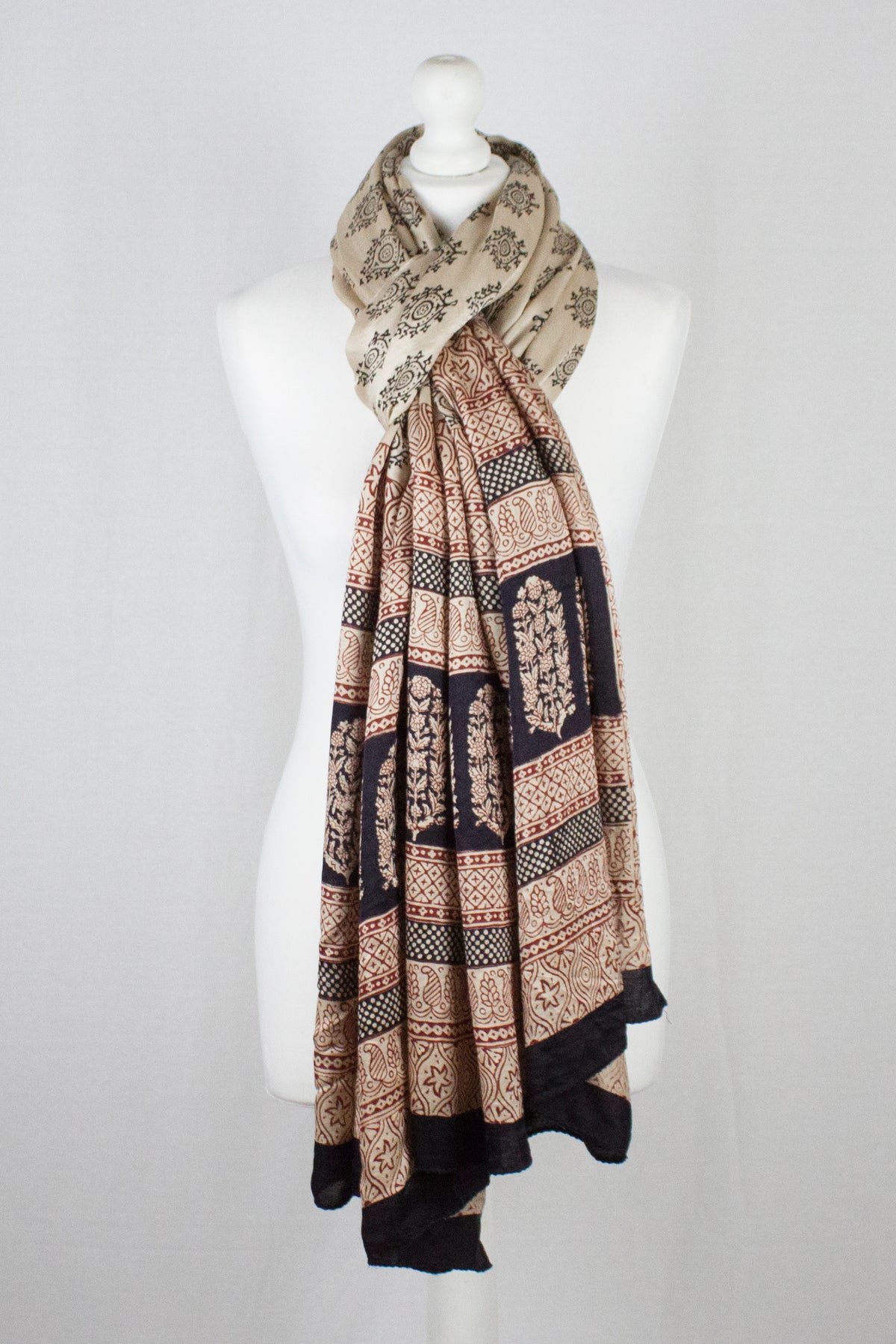 Leaf Print Bagh Hand-block Print Silk Scarf - Off White Black